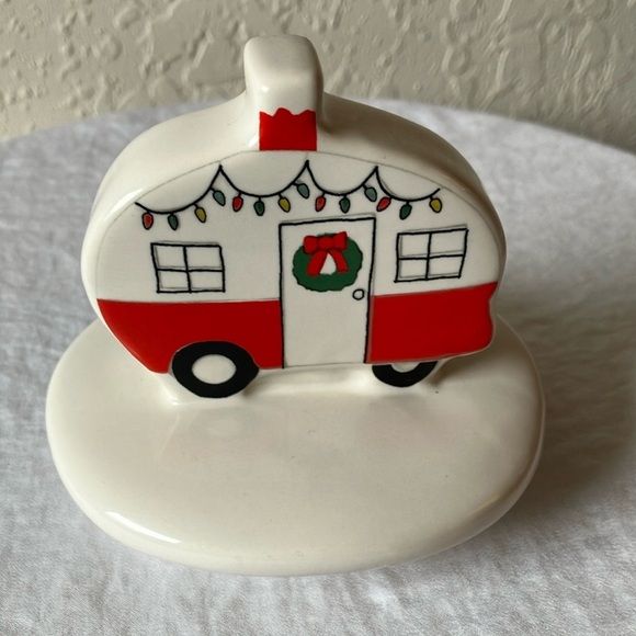 Rae Dunn: Camper Mug/Coffee Cup Cover - Picture 8 of 16